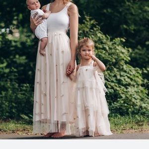 Star and feather lace maxi skirt